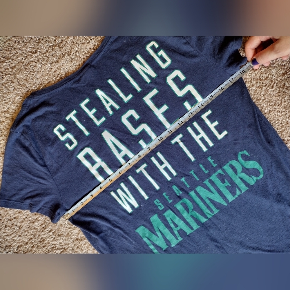 PINK Victoria's Secret Seattle Mariners V-Neck Tee Large - Picture 6 of 6